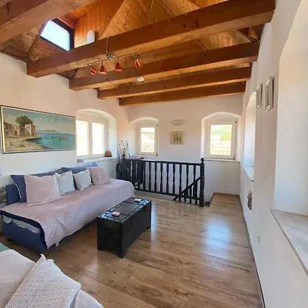 Tower Apartment *